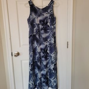 Vintage Sleeveless Floral Maxi Dress